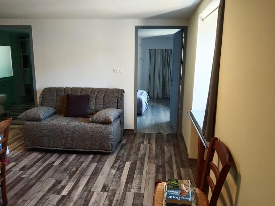 Apartamento Sur La Colline Sousceyrac Exterior foto